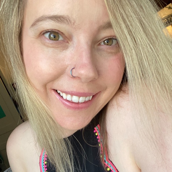 Meet the Posher - Picture 1 of 4